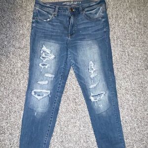 New barley worn American eagle jeans